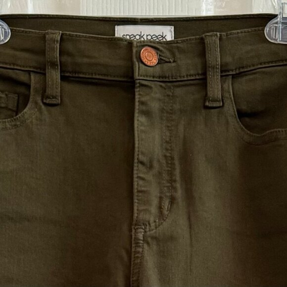 NWOT SNEAK PEEK WOMANS JEANS MIDRISE STRAIGHT LEG OLIVEGREEN FRAYED HEM SZ 7/W28 - Picture 2 of 9